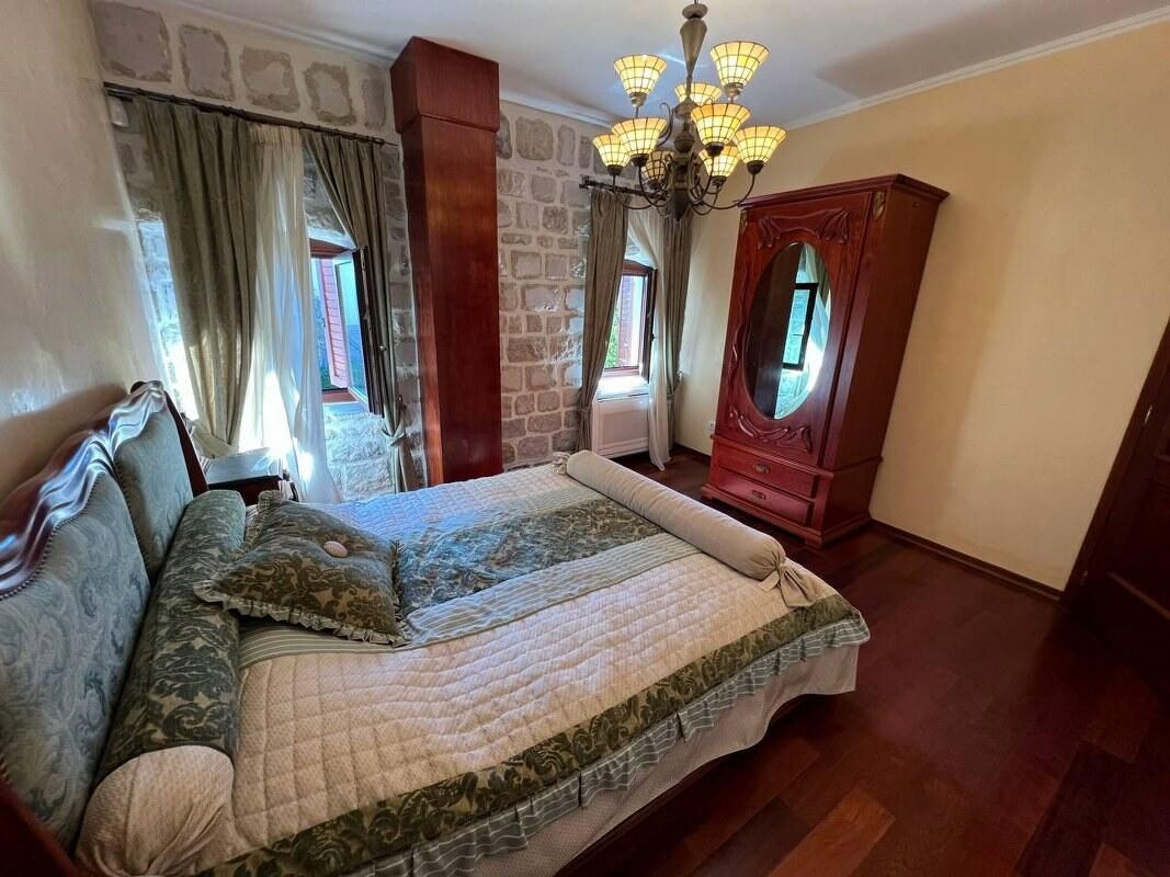 House in Kamenari, Montenegro, 280 m² - picture 6