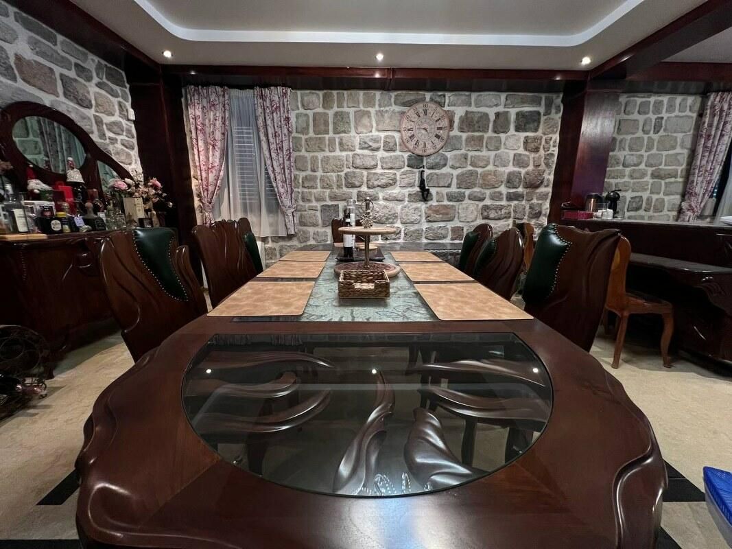 House in Kamenari, Montenegro, 280 m² - picture 8