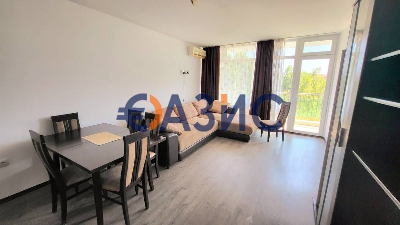 Appartement à Slantchev Briag, Bulgarie, 110 m² - image 1