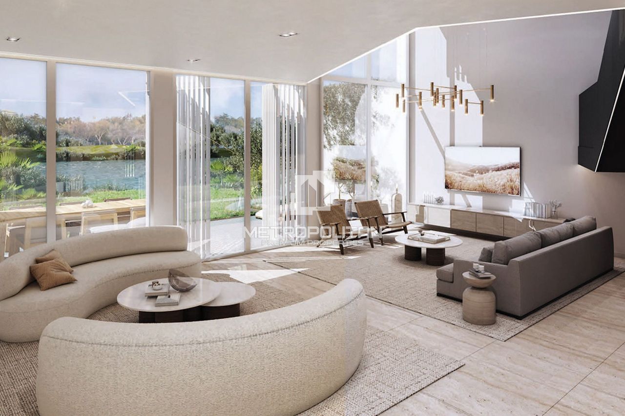 Villa à Dubaï, EAU, 180 m² - image 1