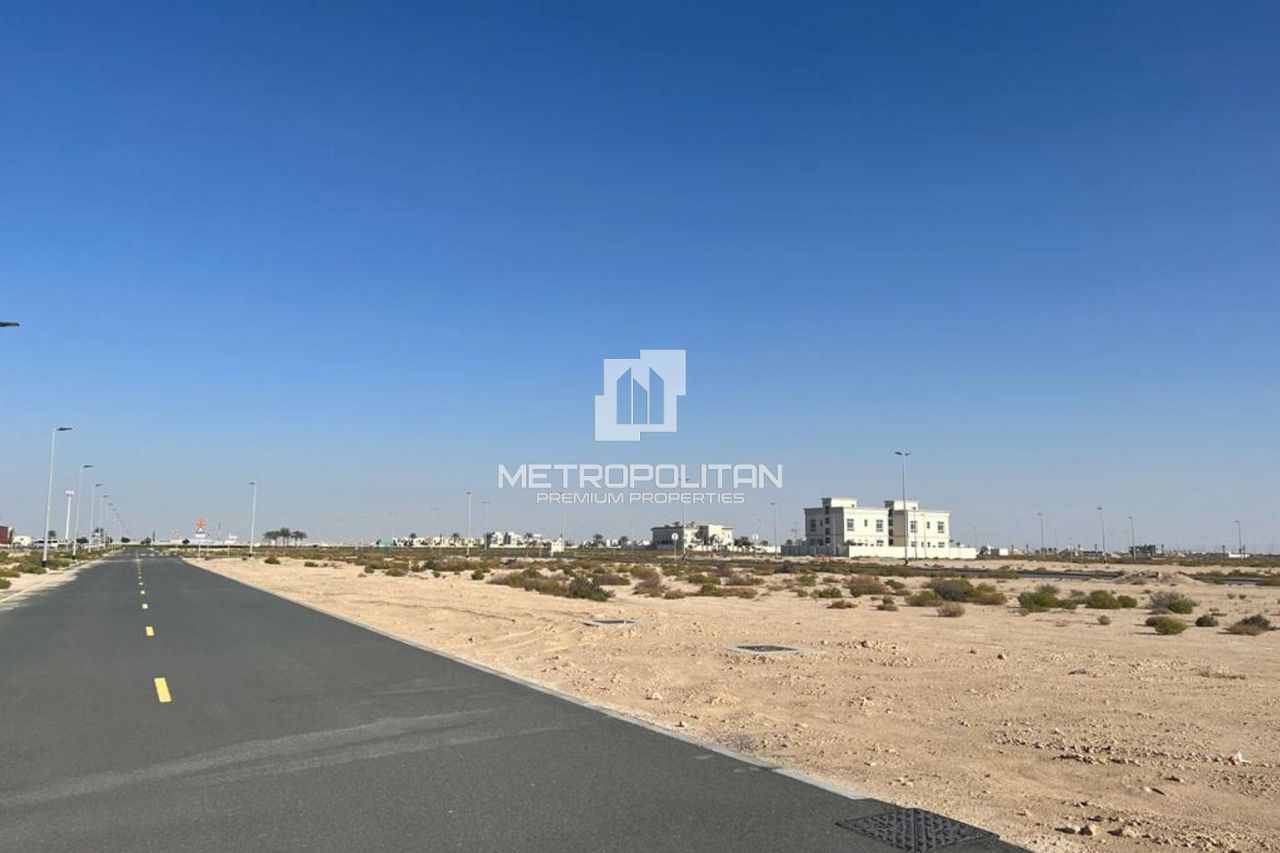 Terrain à Dubaï, EAU, 900 m² - image 6