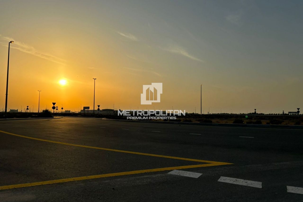 Terrain à Dubaï, EAU, 943 m² - image 19