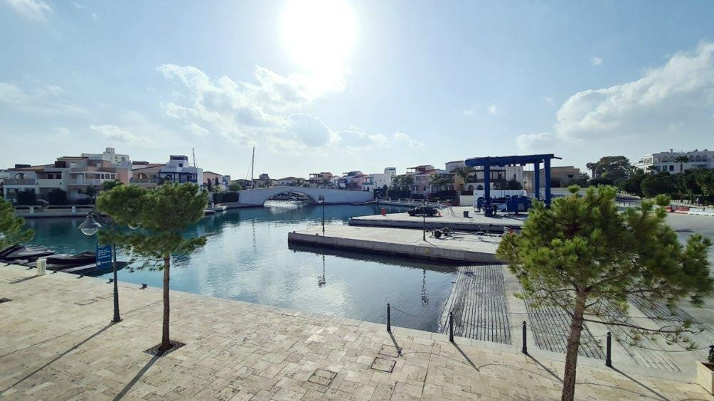 Apartment in Limassol, Cyprus - picture 2