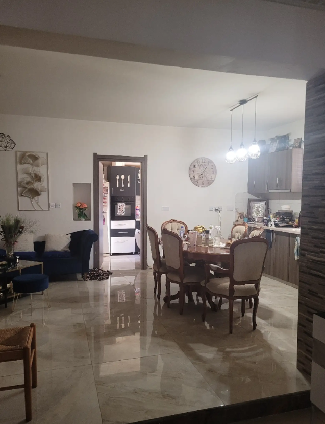 Casa a Nicosia, Cipro, 210 m² - foto 2