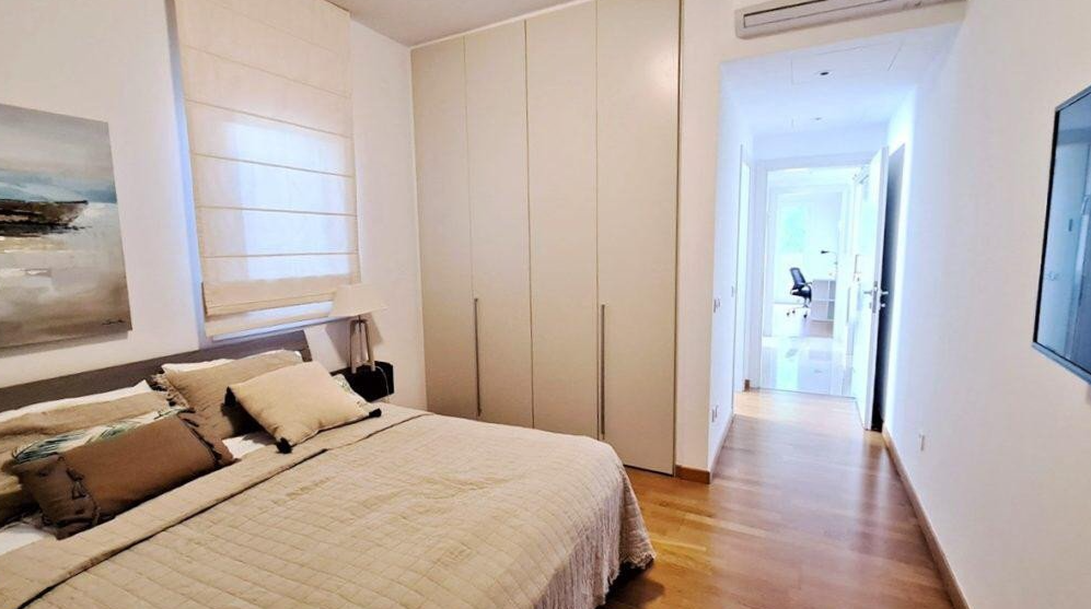 Apartment in Limassol, Cyprus - picture 3