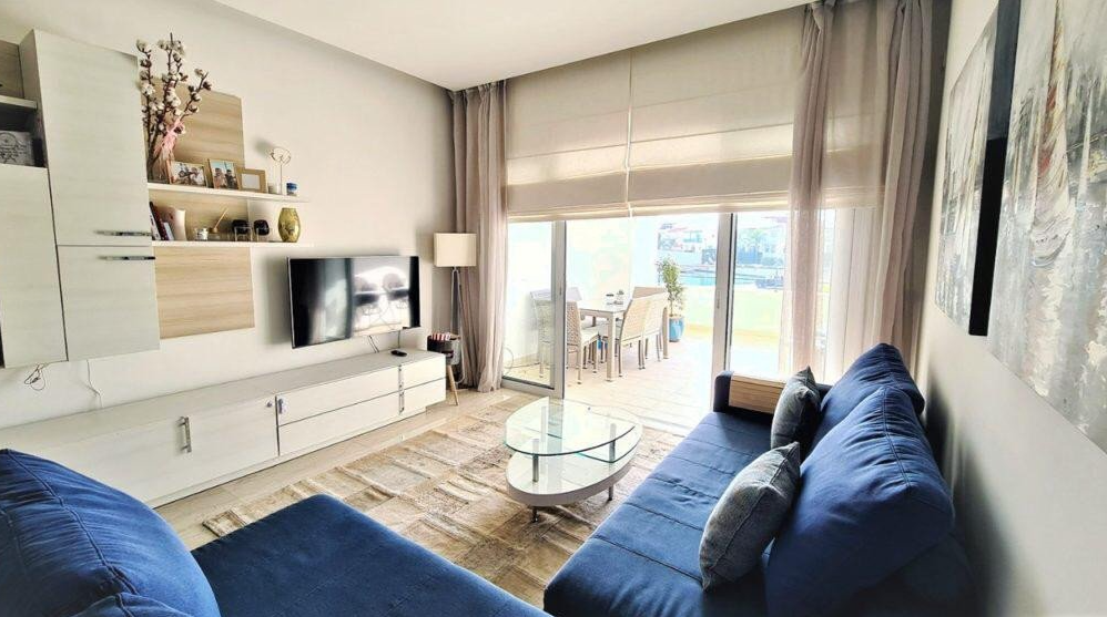 Apartment in Limassol, Cyprus - picture 8