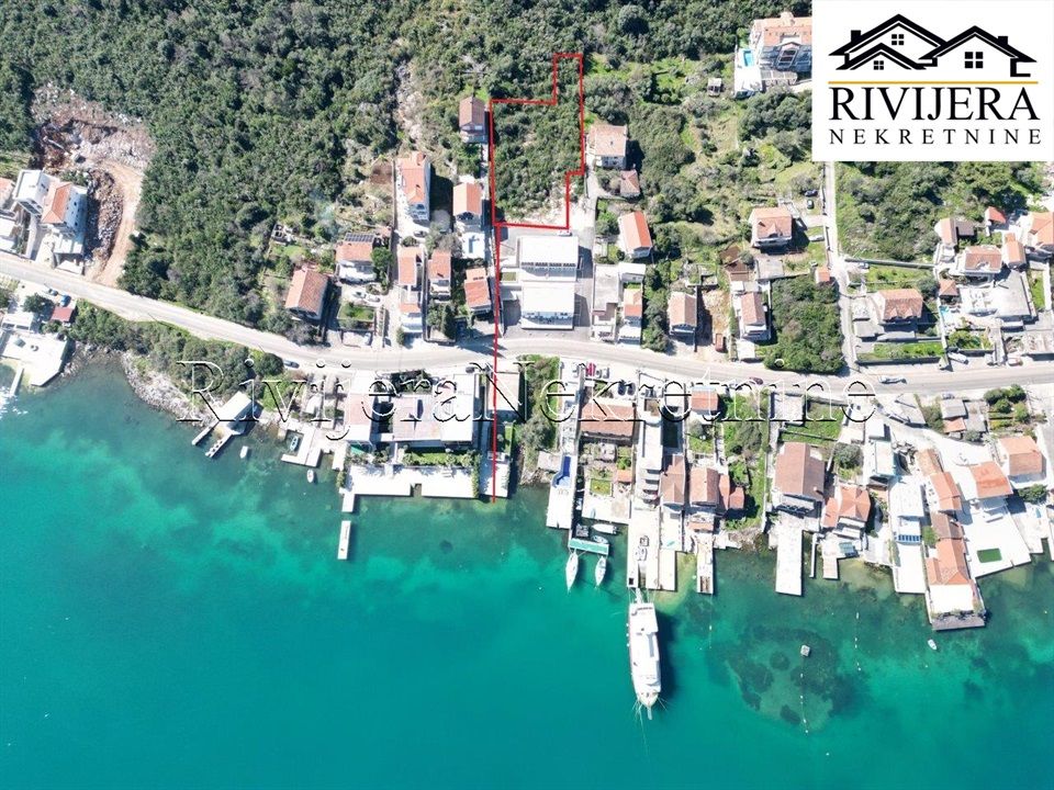 Grundstück in Durasevici, Montenegro, 1 620 m² - Foto 1