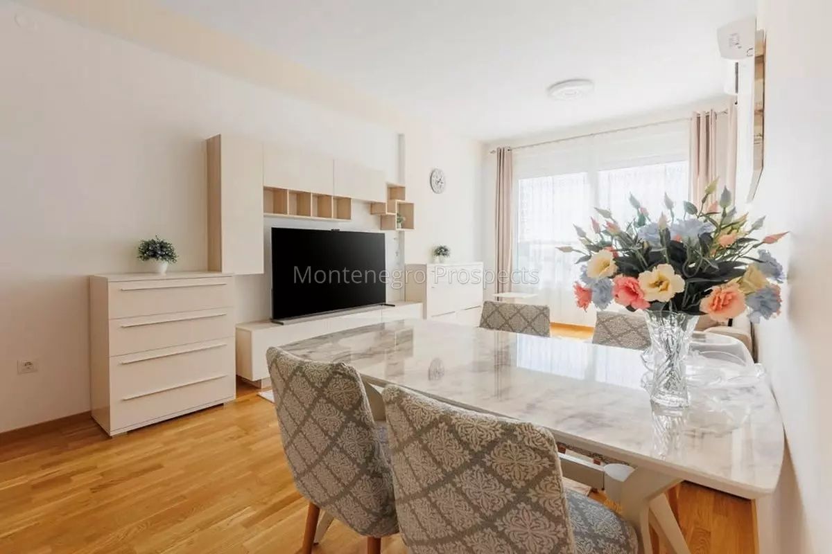 Apartamento en Becici, Montenegro, 50 m² - imagen 1