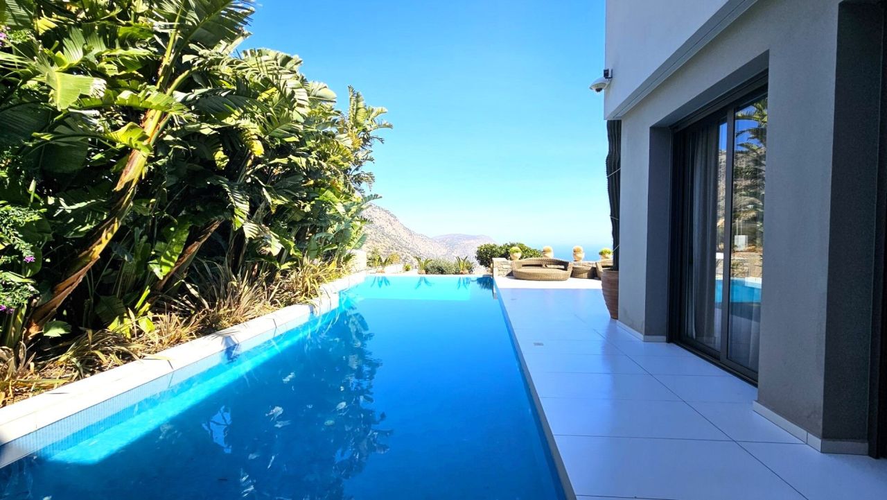 Villa in Agios Nikolaos, Griechenland, 650 m² - Foto 3
