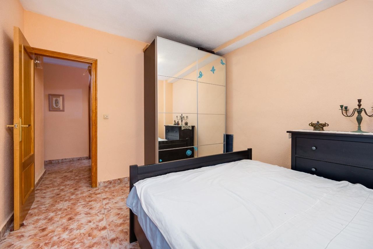 Apartment on Costa Blanca, Spain, 92 m² - picture 12