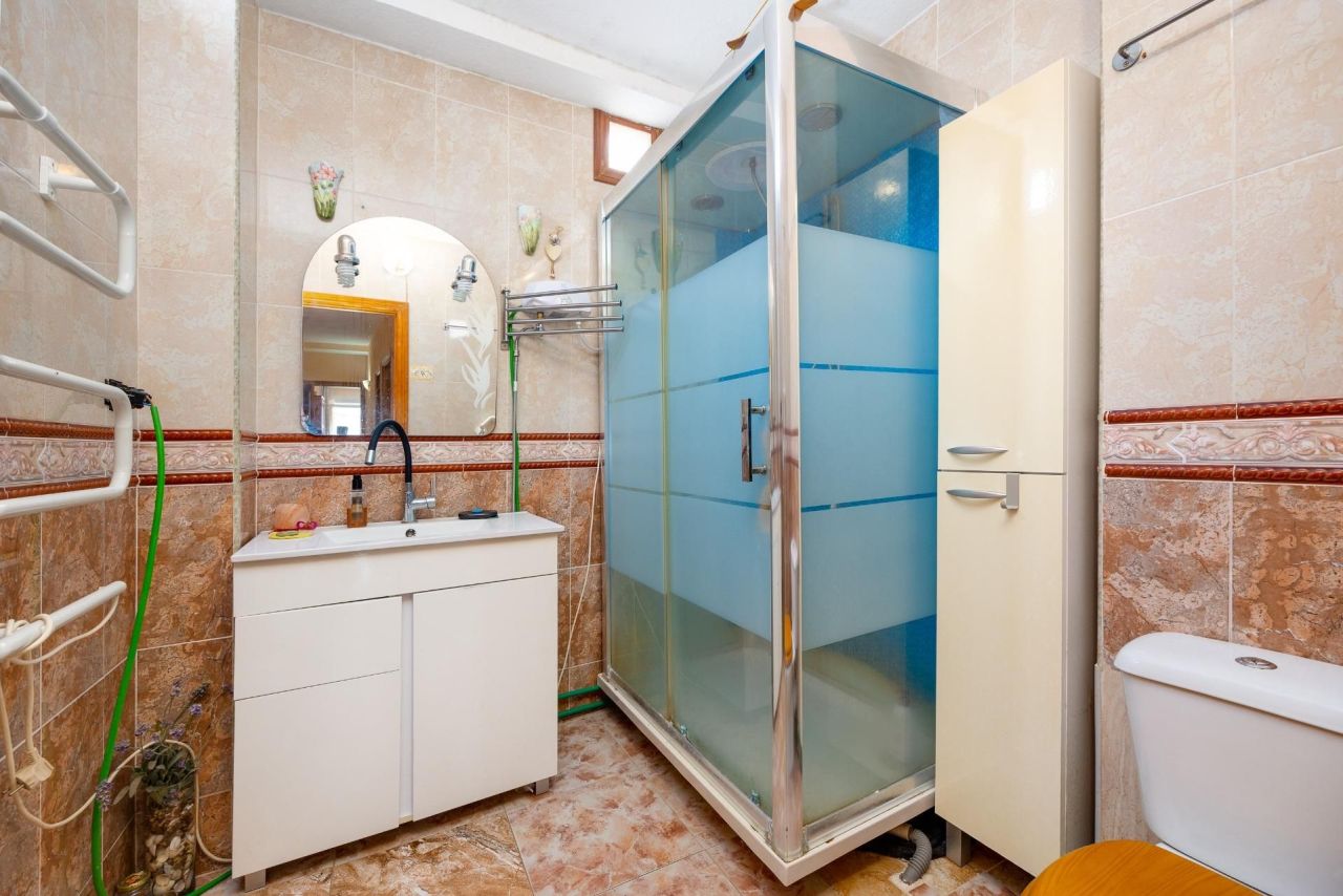 Apartment on Costa Blanca, Spain, 92 m² - picture 10