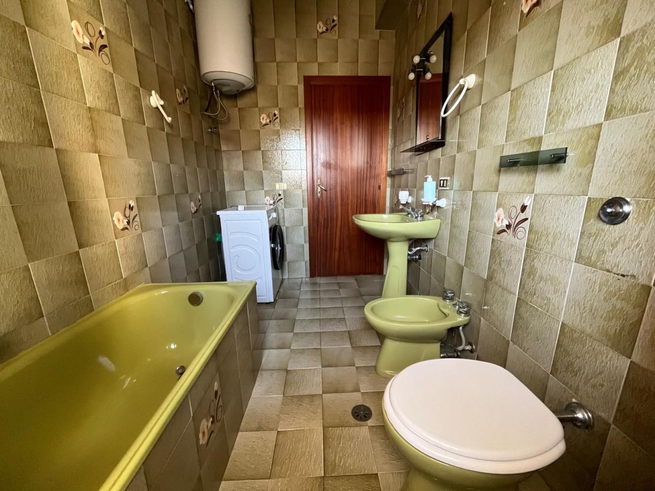 Piso en Santa Maria del Cedro, Italia, 134 m² - imagen 15