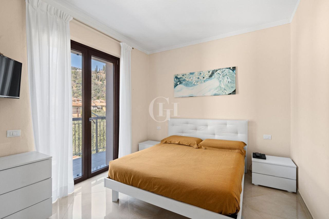 Villa par le Lac de Garde, Italie, 160 m² - image 11