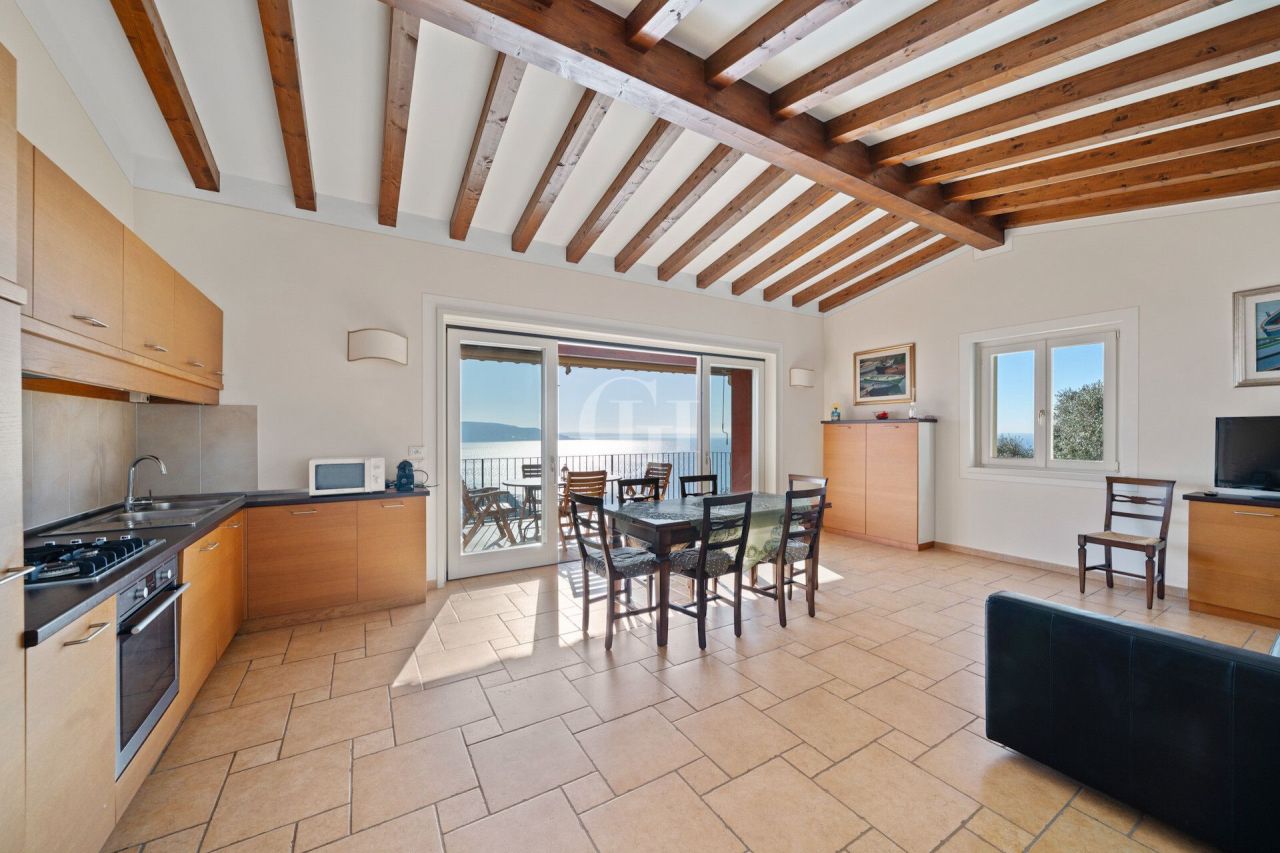 Villa par le Lac de Garde, Italie, 160 m² - image 3