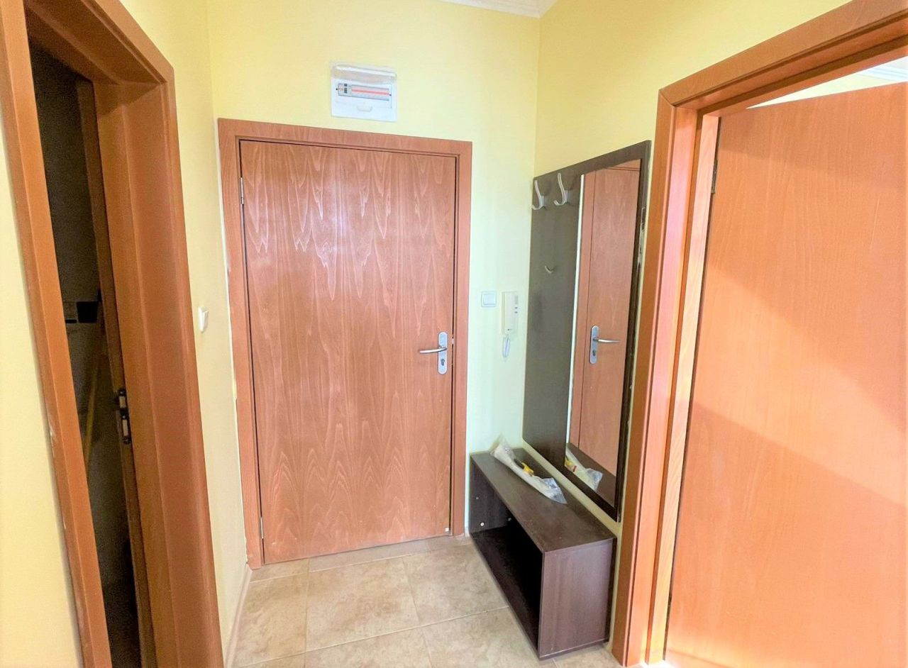 Flat in Nesebar, Bulgaria, 84 m² - picture 12