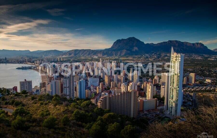 Appartement à Finestrat, Espagne, 441 m² - image 1