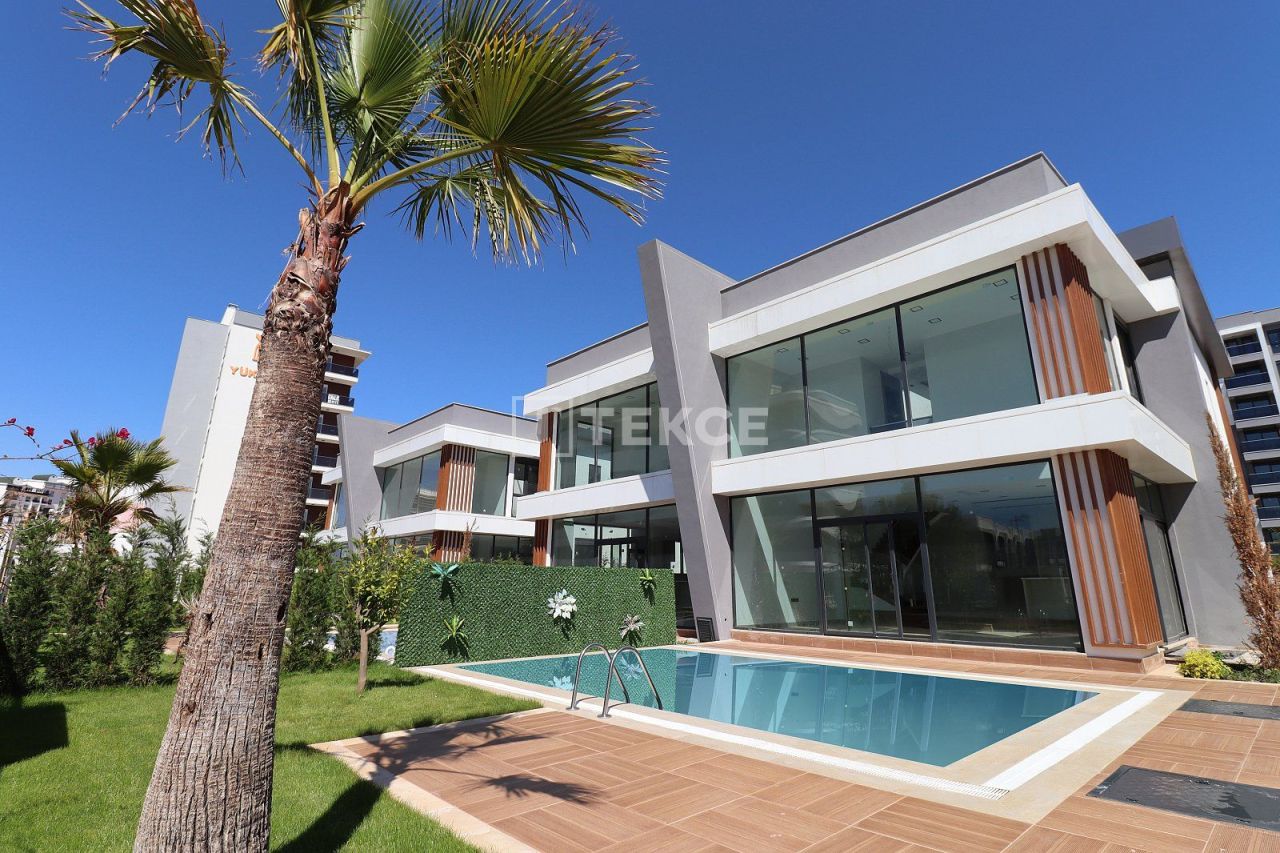 Villa in Antalya, Turkey, 350 m² - picture 1