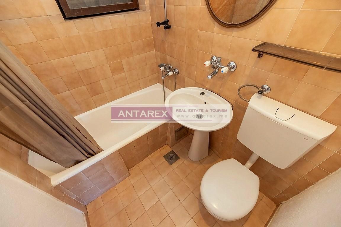 Villa in Herceg-Novi, Montenegro, 216 m² - picture 13