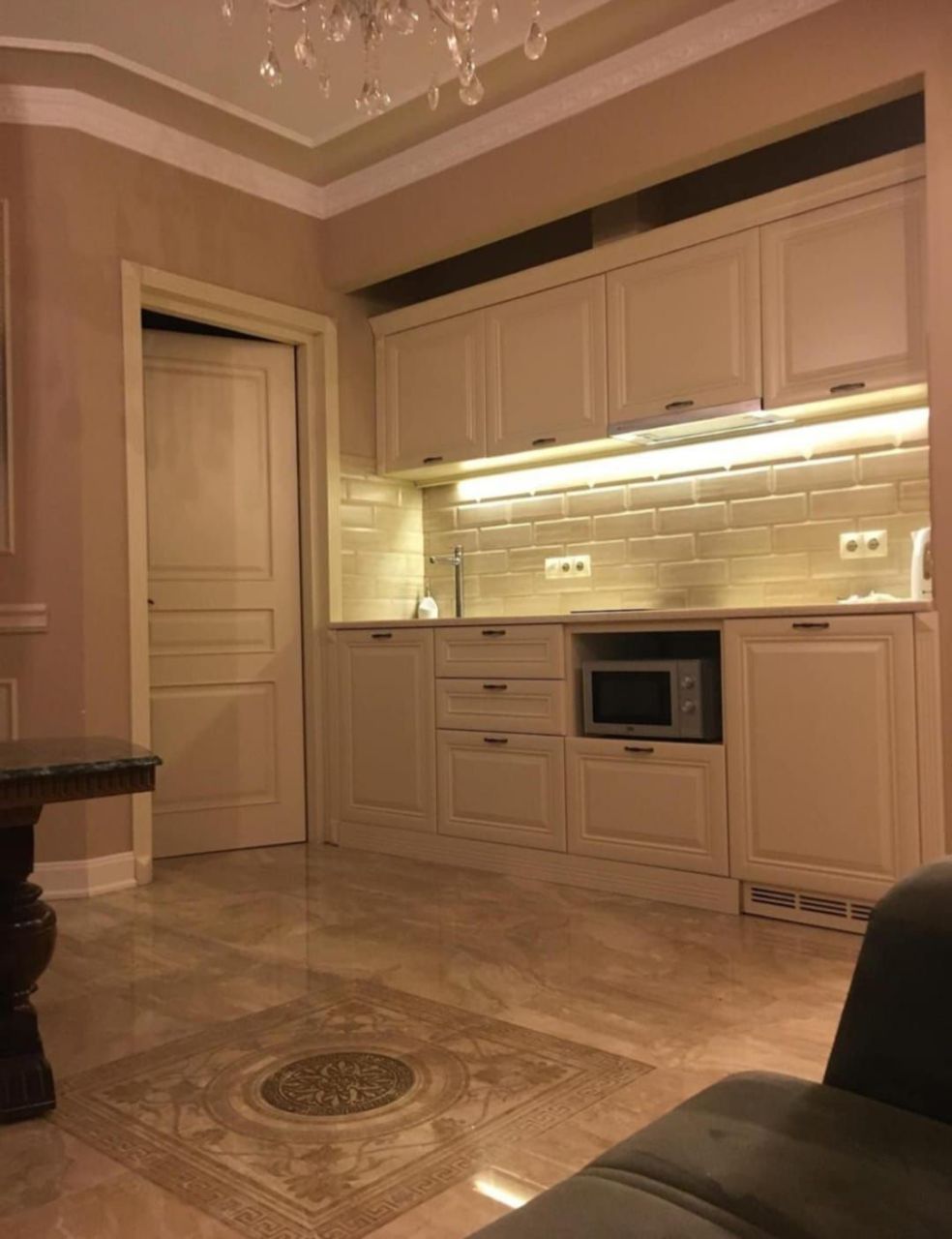 Apartment in Batumi, Georgia, 44 m² - picture 4