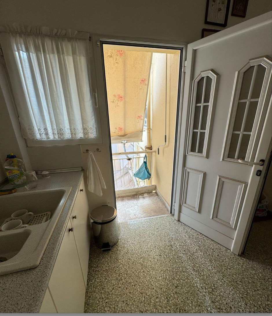 Flat in Athens, Greece, 53 m² - picture 6