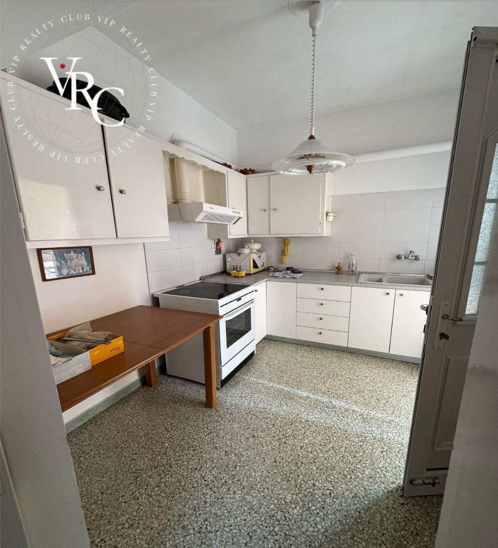 Flat in Athens, Greece, 53 m² - picture 4