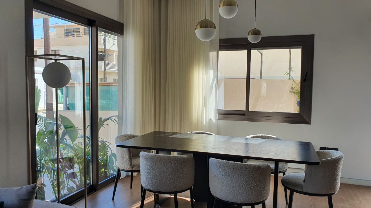 Appartement à Mesa Geitonia, Chypre, 210 m² - image 1