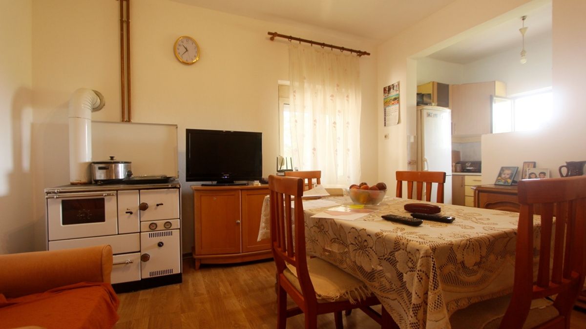 Casa a Radanovići, Montenegro, 151 m² - foto 2