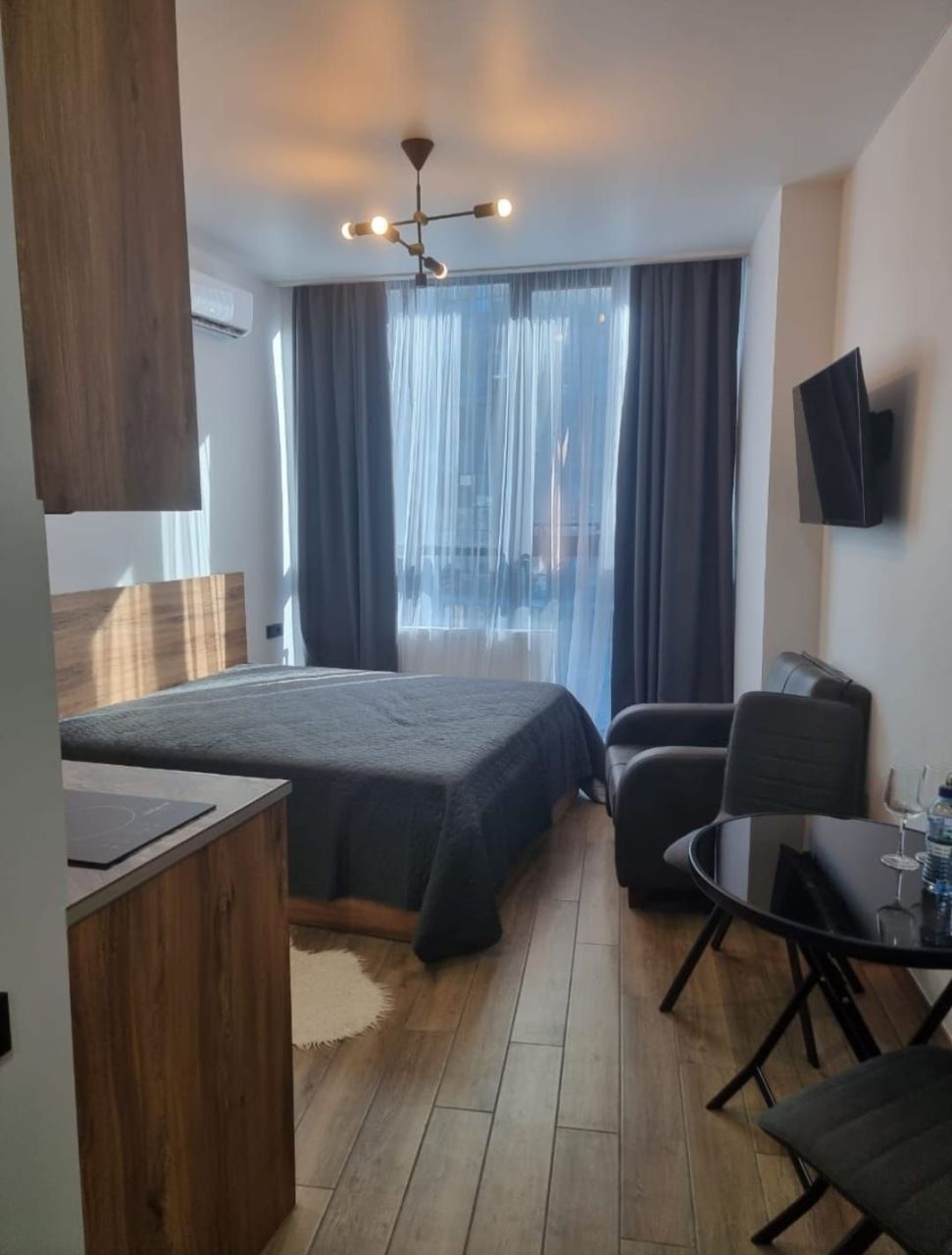 Wohnung in Batumi, Georgien, 27.3 m² - Foto 1