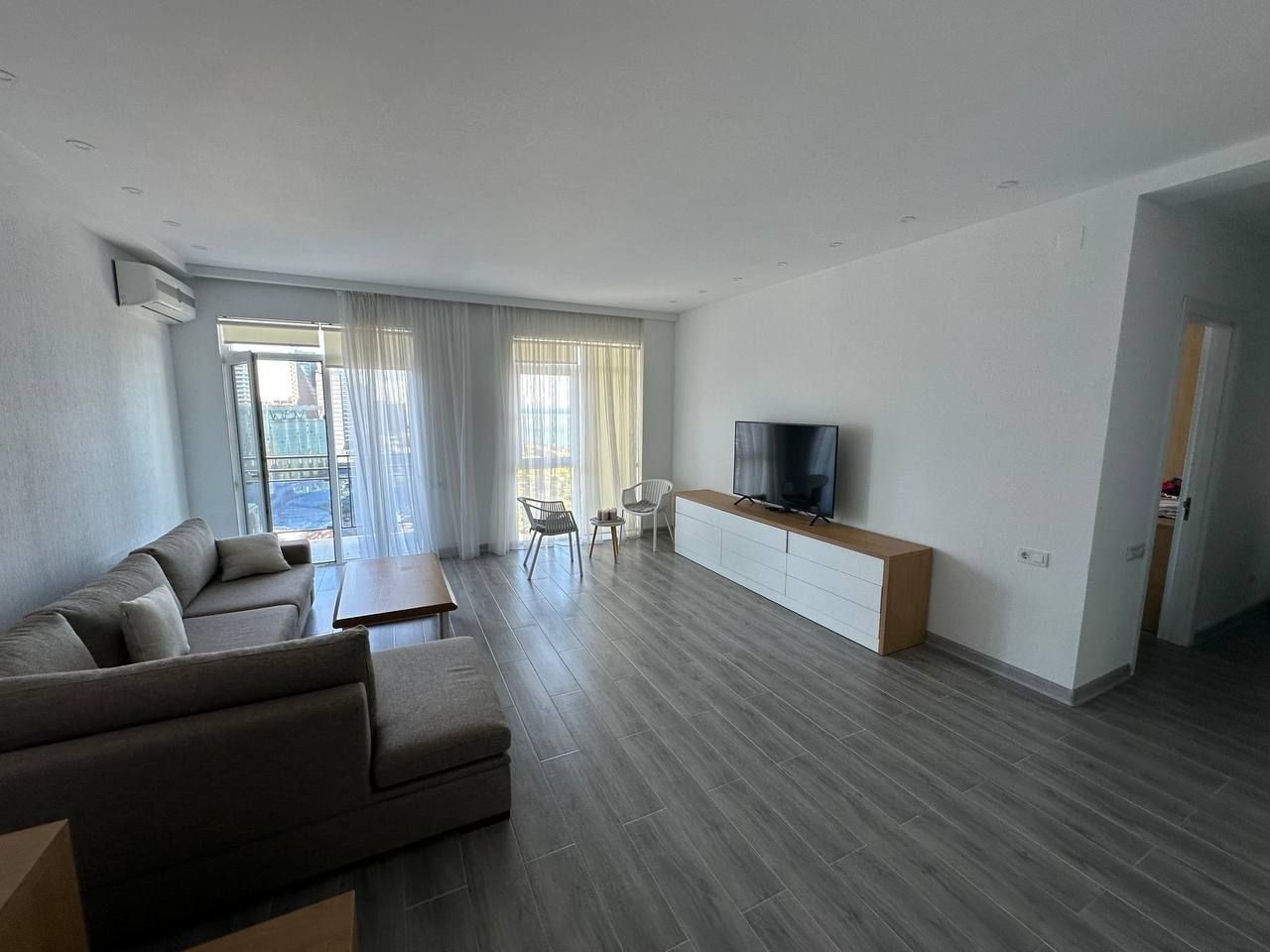 Wohnung in Batumi, Georgien, 140 m² - Foto 1