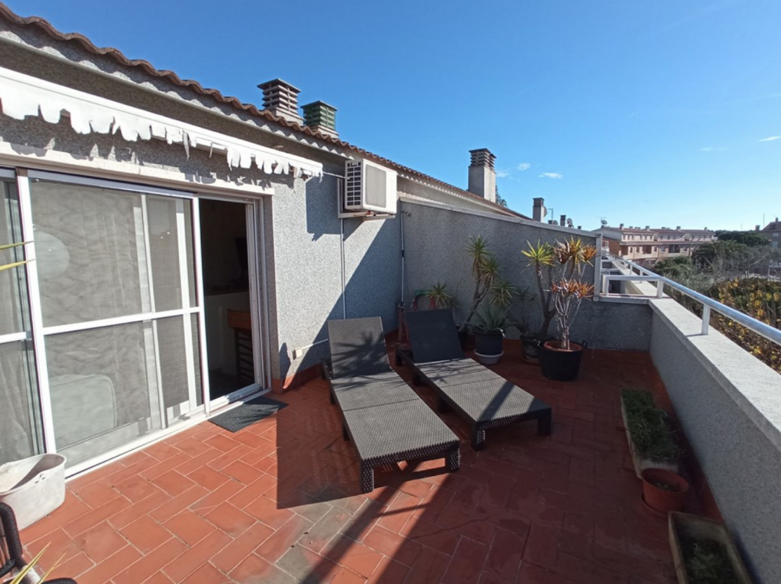 Cottage a Castelldefels, Spagna, 150 m² - foto 14