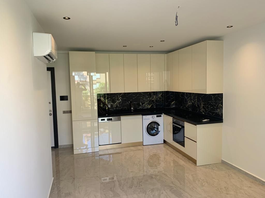 Flat in Alanya, Turkey, 55 m² - picture 1