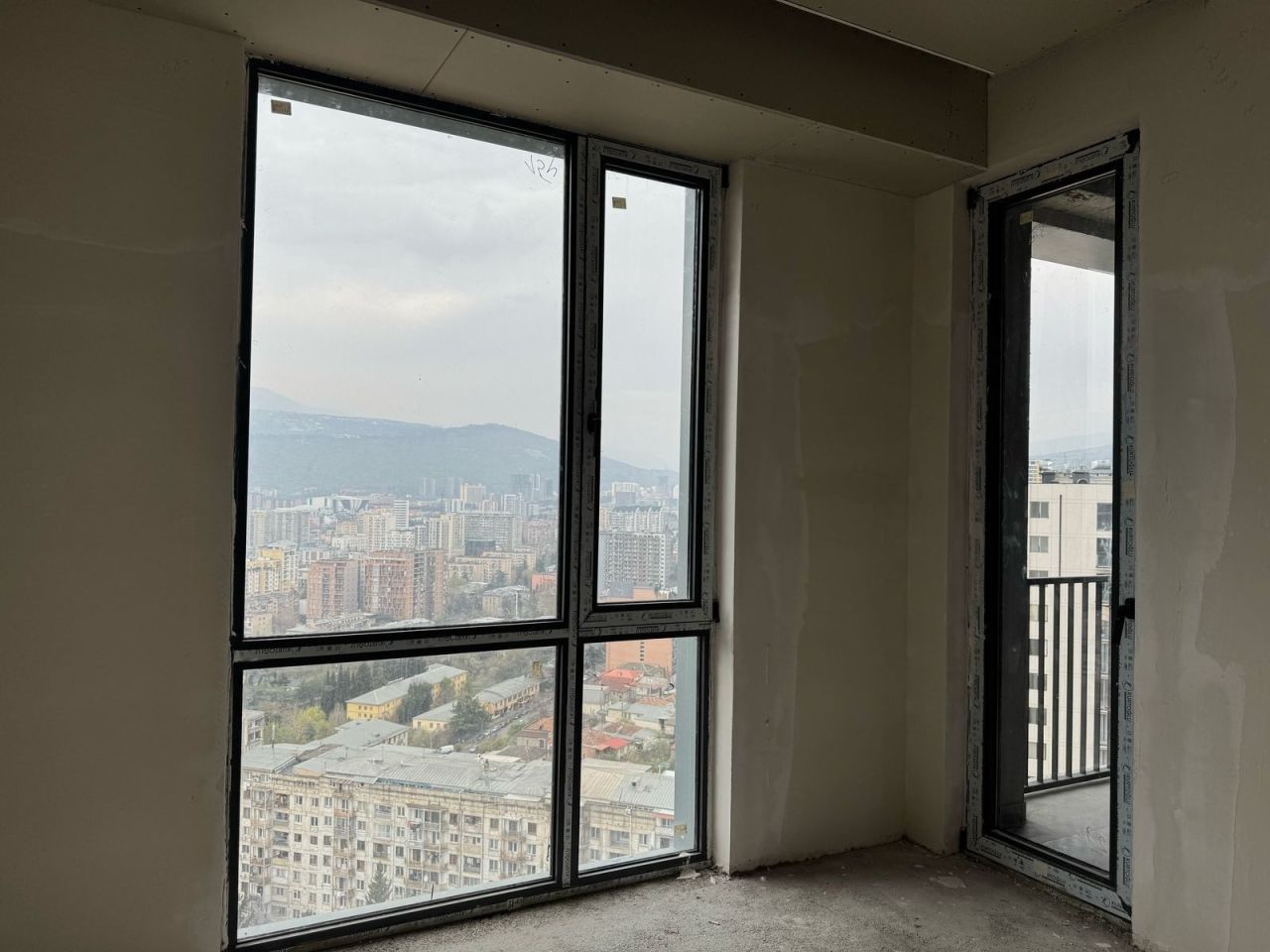 Wohnung in Tiflis, Georgien, 47 m² - Foto 2