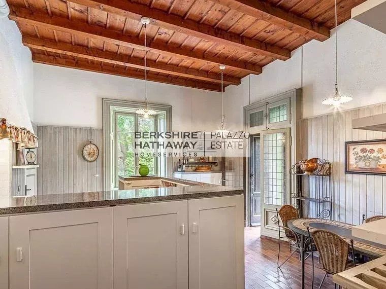 Villa in Stresa, Italy, 530 m² - picture 11