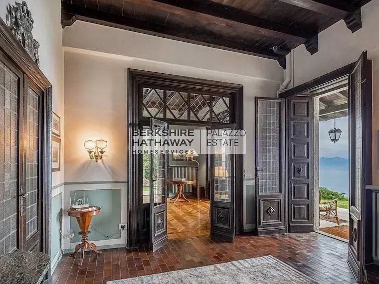 Villa in Stresa, Italy, 530 m² - picture 13