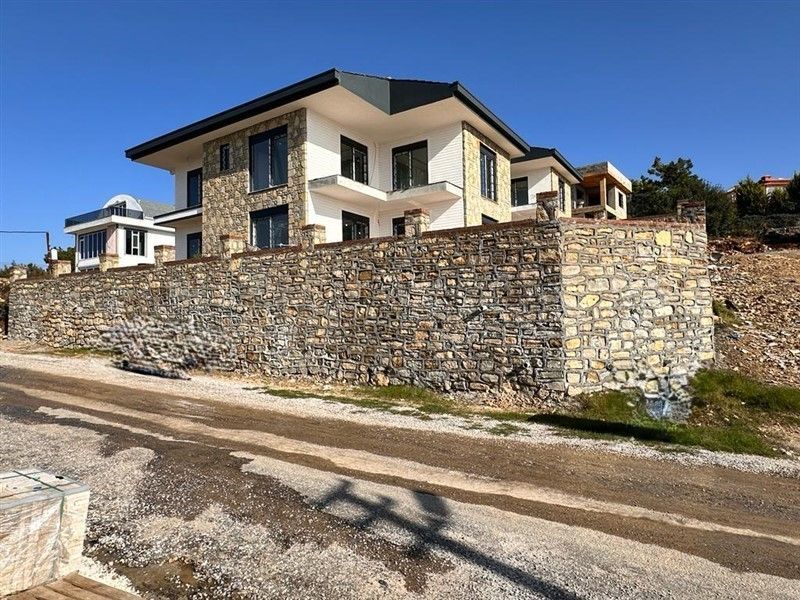 Villa en Avsallar, Turquia, 250 m² - imagen 1