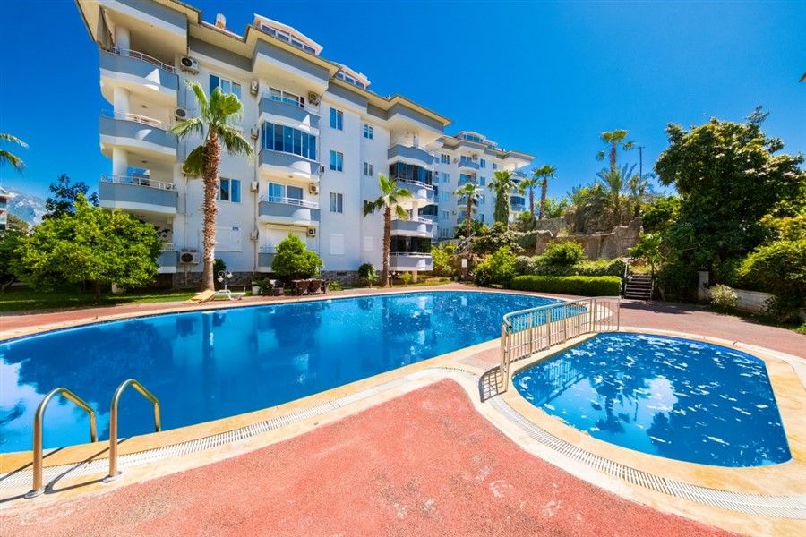 Flat in Alanya, Turkey, 90 m² - picture 1