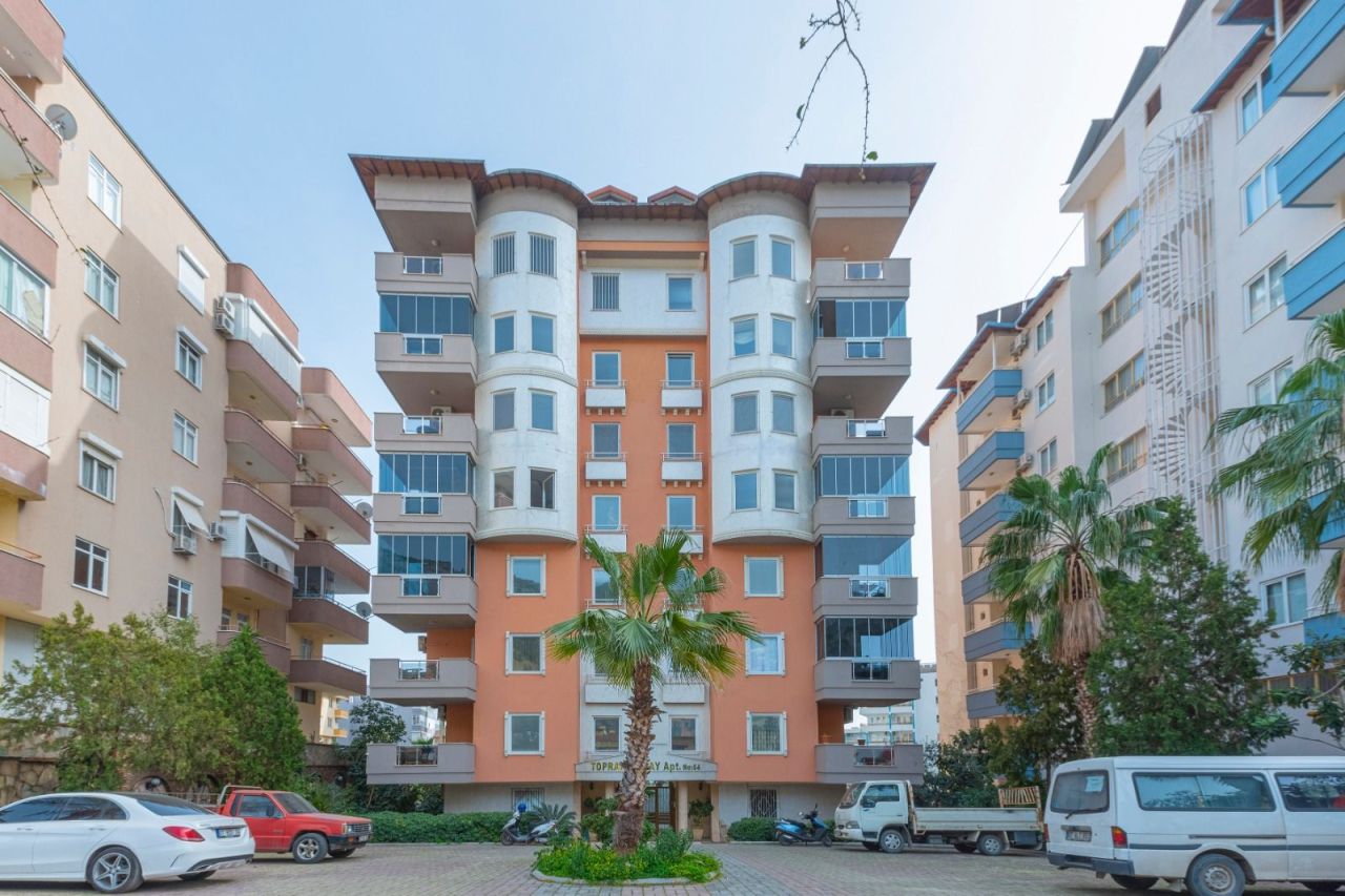 Flat in Alanya, Turkey, 105 m² - picture 1