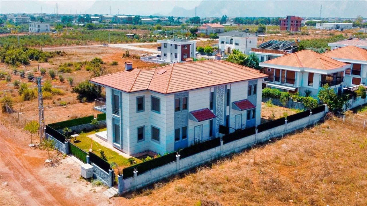 Villa in Antalya, Turkey, 250 m² - picture 1