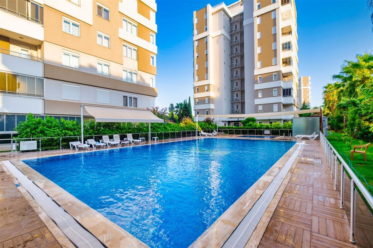 Piso Center, Turquia, 220 m² - imagen 1