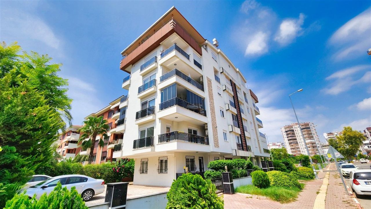 Piso Center, Turquia, 160 m² - imagen 1