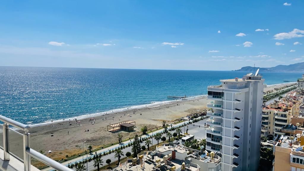 Flat in Alanya, Turkey, 280 m² - picture 1