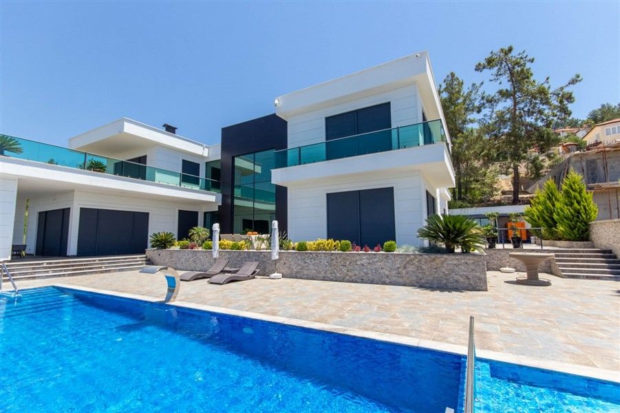Villa in Alanya, Türkei, 580 m² - Foto 1