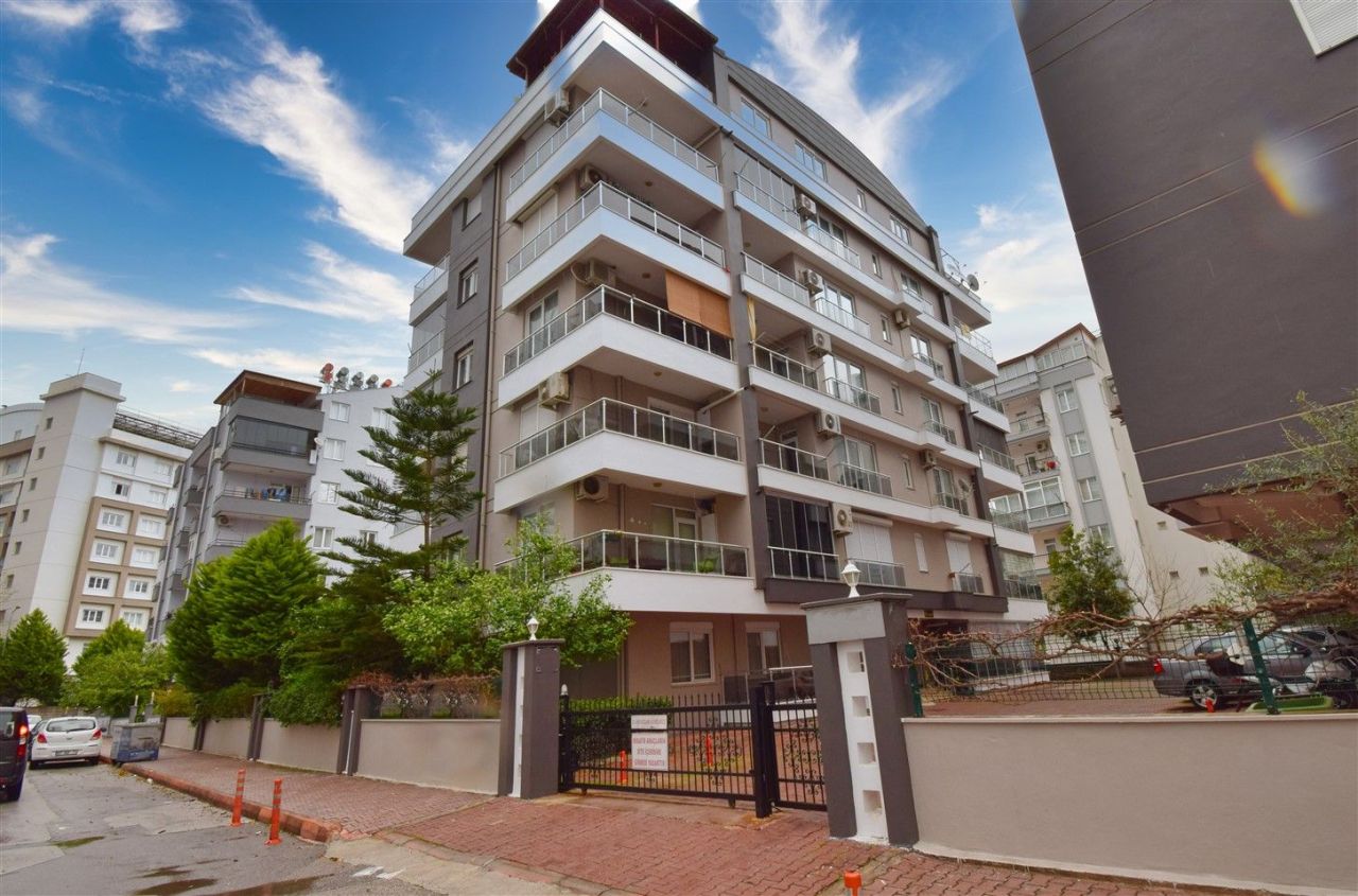 Piso en Antalya, Turquia, 180 m² - imagen 1