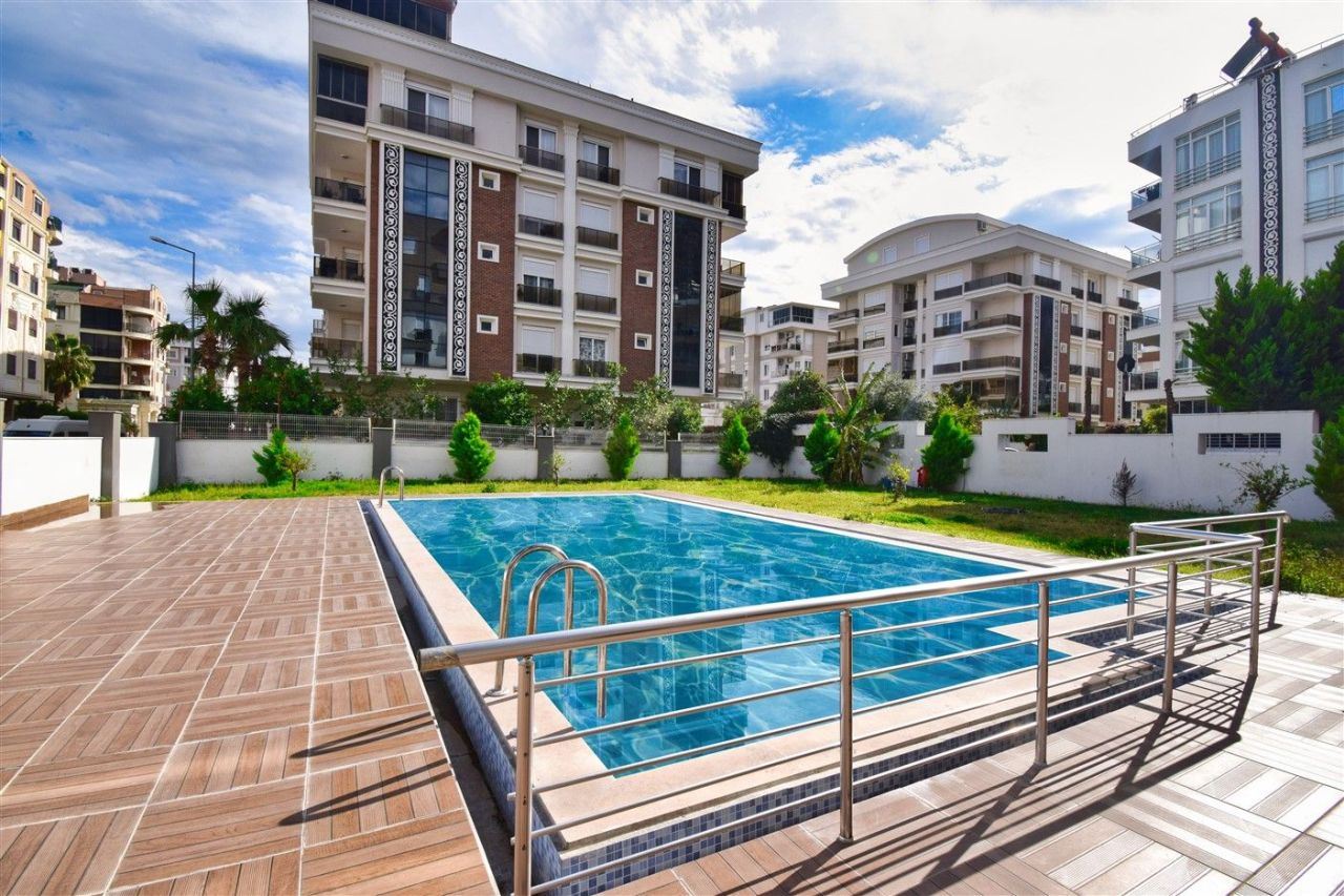 Piso en Antalya, Turquia, 190 m² - imagen 1