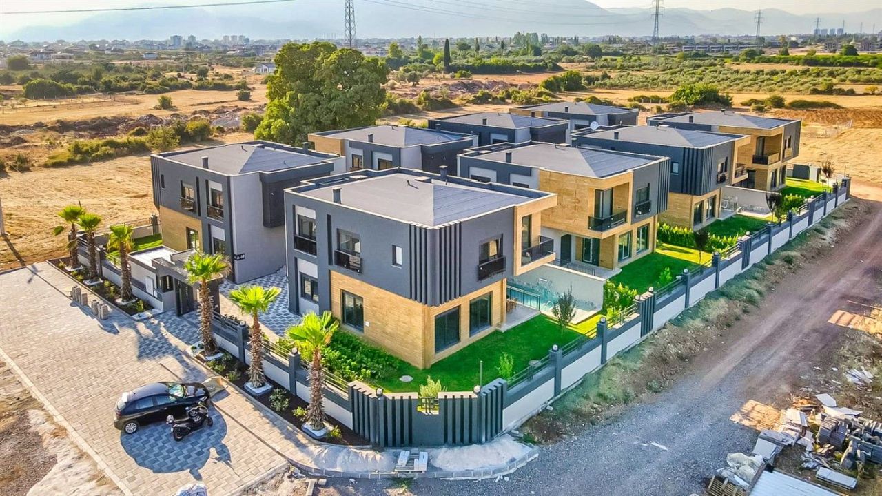 Villa en Antalya, Turquia, 230 m² - imagen 1