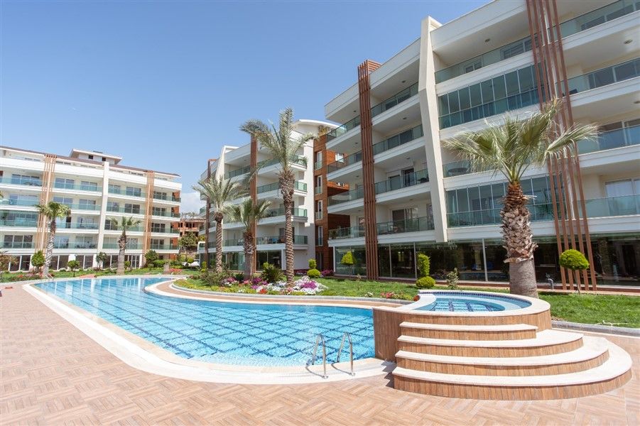 Penthouse in Alanya, Turkey, 240 m² - picture 1