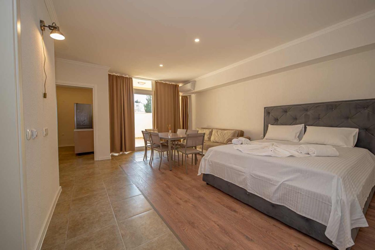 Hotel en el Bar, Montenegro, 700 m² - imagen 17