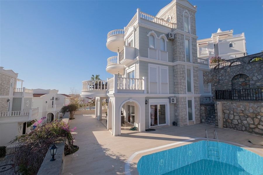 Villa en Konakli, Turquia, 200 m² - imagen 1