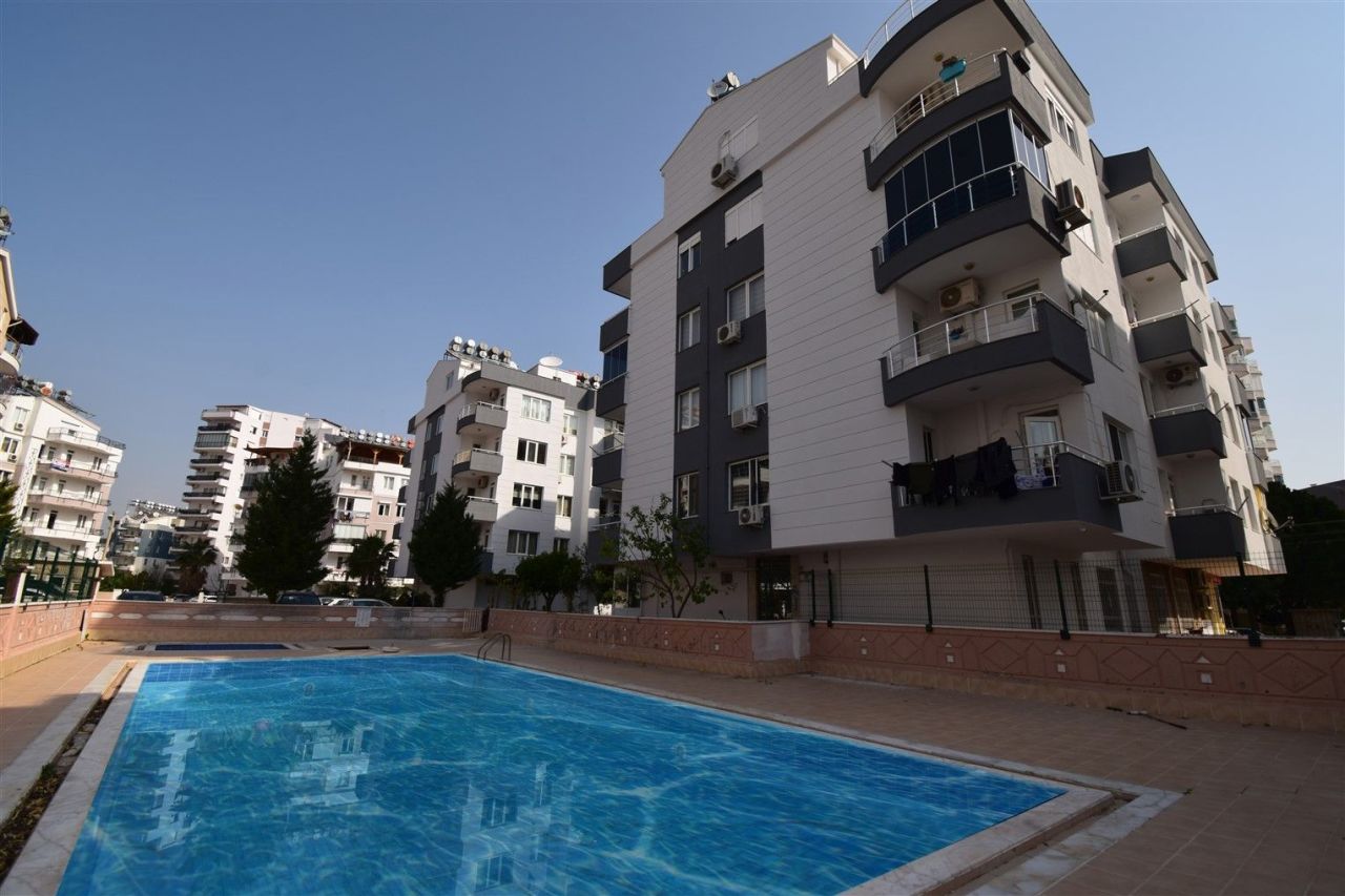 Piso en Antalya, Turquia, 250 m² - imagen 1