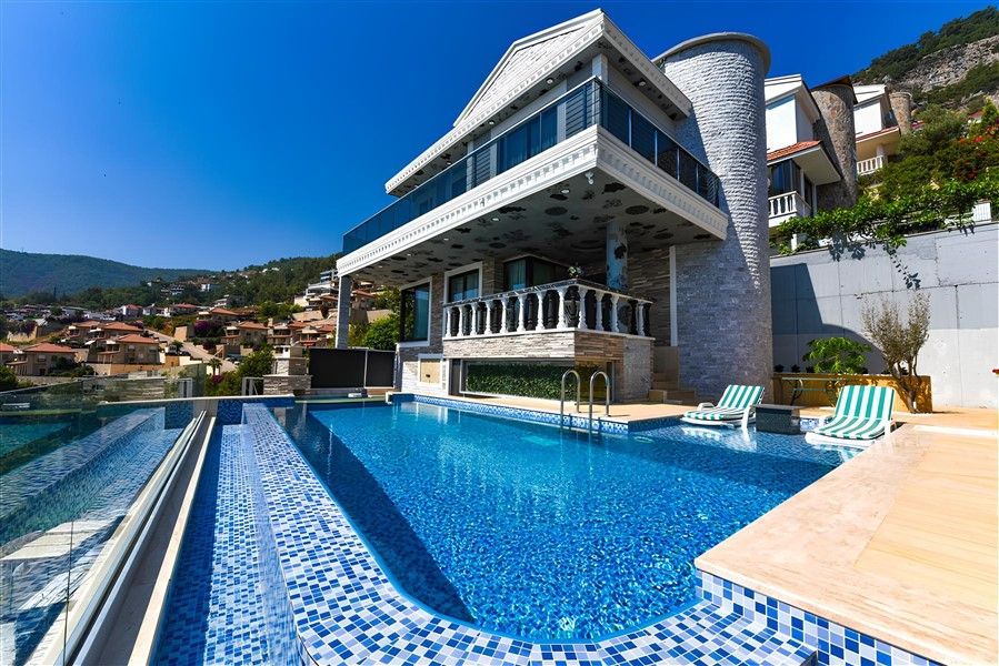 Villa a Alanya, Turchia, 300 m² - foto 1
